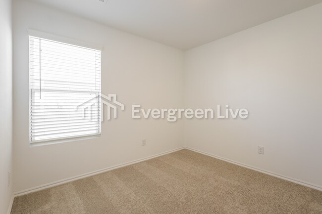 Building Photo - 2308 Claire Dr