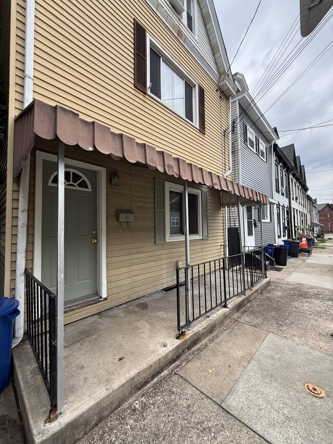 Building Photo - 5225 Keystone St