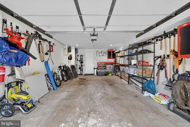 Building Photo - 5908 17th St NW