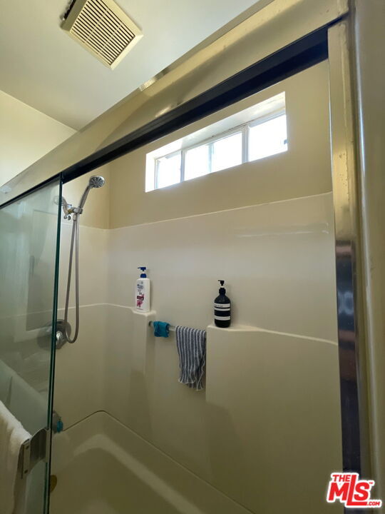 Building Photo - 2934 12th Ave