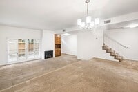 Building Photo - 11260 Overland Ave