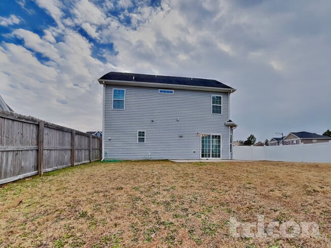 Building Photo - 15 Coswell Ct