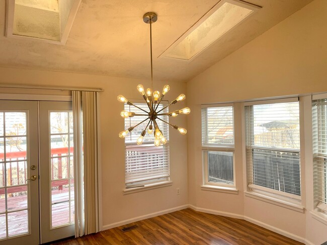 Building Photo - Newly updated home for rent in Seven Hills Neighborhood
