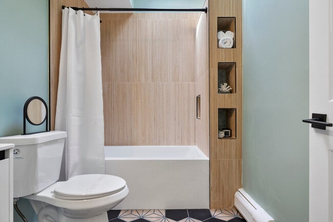 Building Photo - 2A Cherry Ln