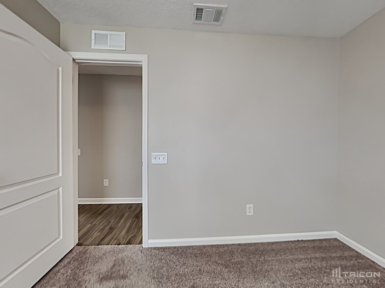 Building Photo - 12429 Cedarfield Dr