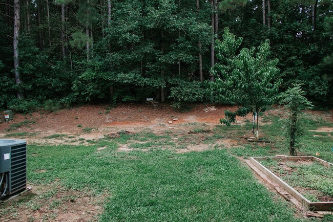 Building Photo - ***Coming Soon!!!!***Beautiful town home in Clayton