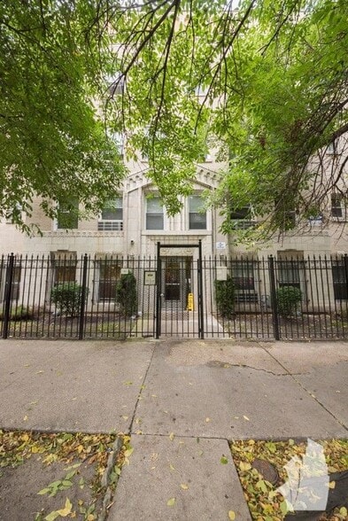 Building Photo - 1850 N Humboldt Blvd