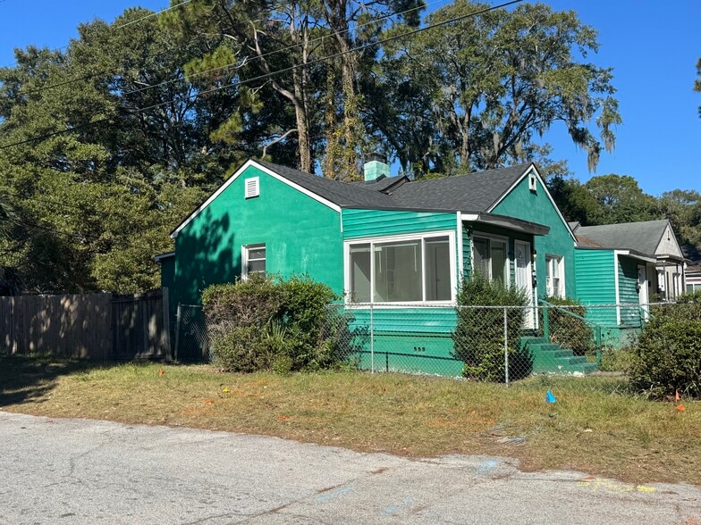 Building Photo - 103 Hibiscus Ave