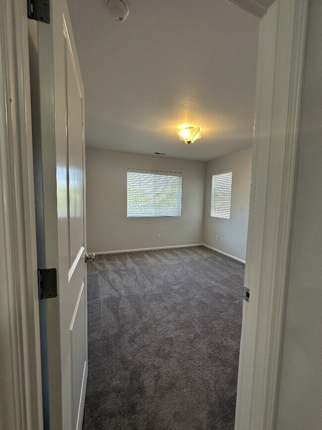 Building Photo - 27466 211th Ct SE