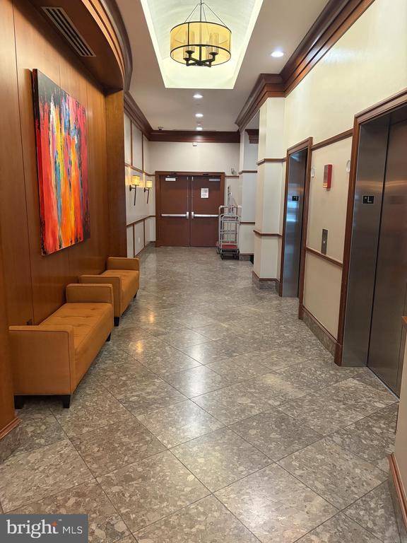 Building Photo - 777 7th St NW