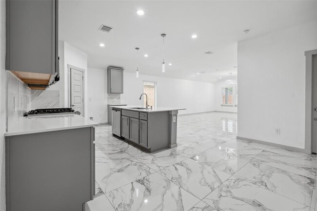 Building Photo - 7122 Telford Holw Trl