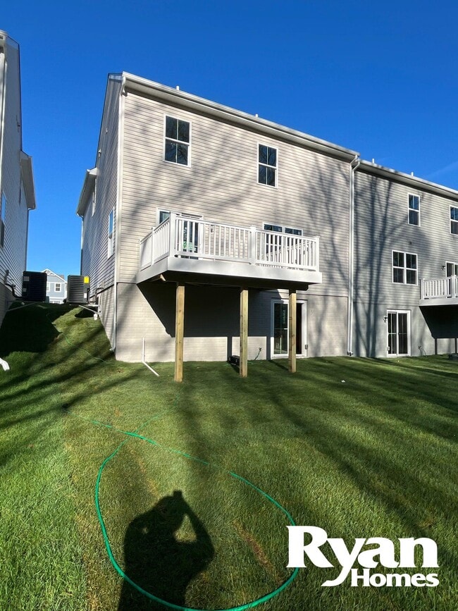 Primary Photo - 35 Teatree Ln