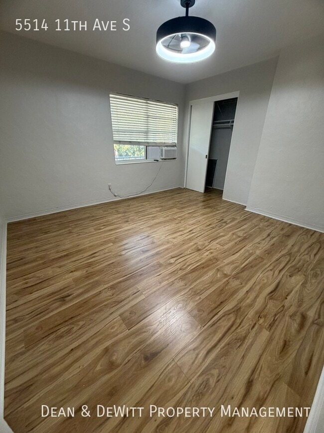 Building Photo - 5514 11th Ave S