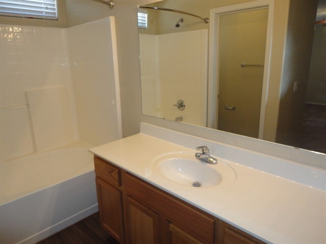 Building Photo - 11210 W Rio Vista Ln