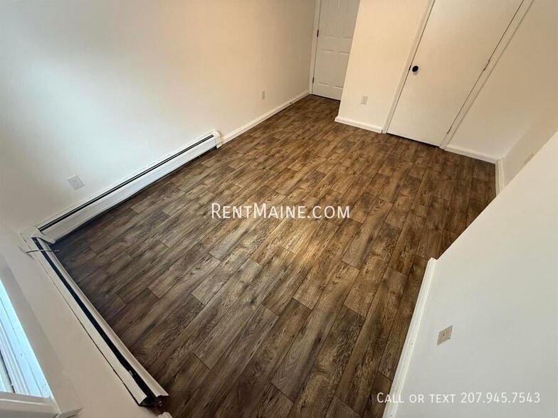 Building Photo - 152-154 Third St. Apt.