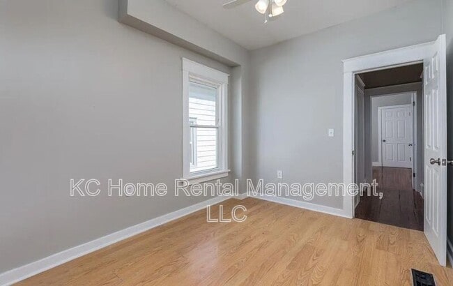 Building Photo - 2019 Kansas Ave