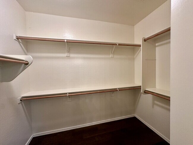 Building Photo - 4178 S White Dr