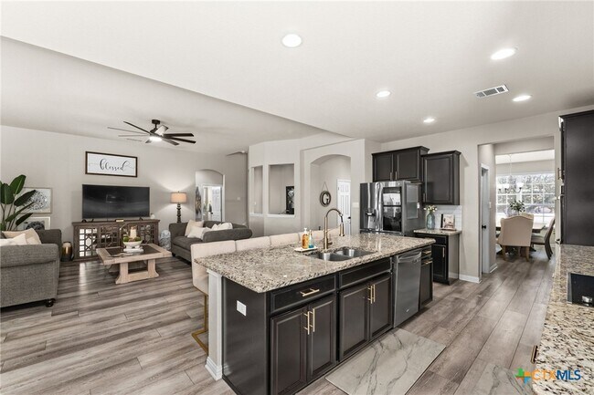 Building Photo - 7807 Zircon Dr