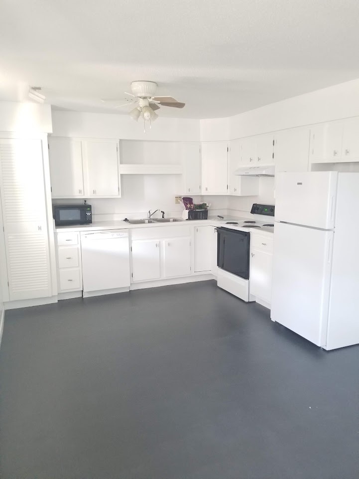 Building Photo - 1050 S Jones Blvd