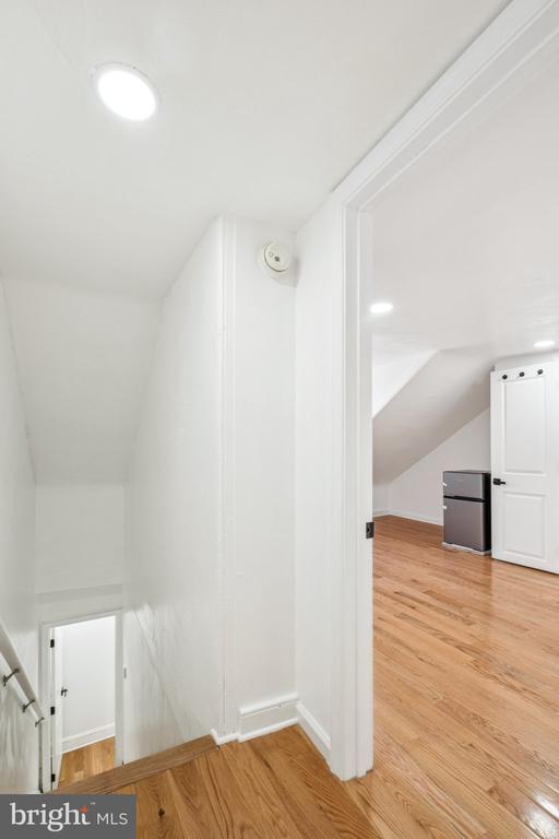 Building Photo - 1223 Spruce St