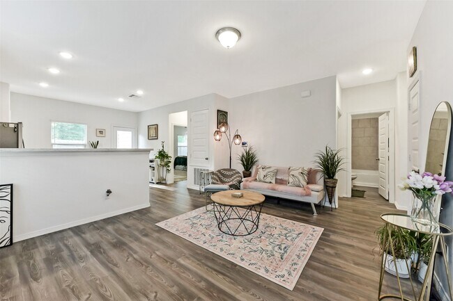 Building Photo - 21030 Voyage Ln