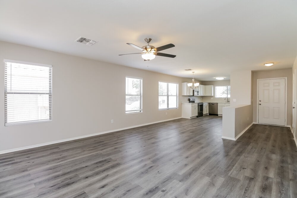 Building Photo - 1307 S San Vincente Ct