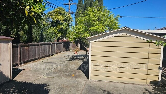 Building Photo - 154 McKinley Cir