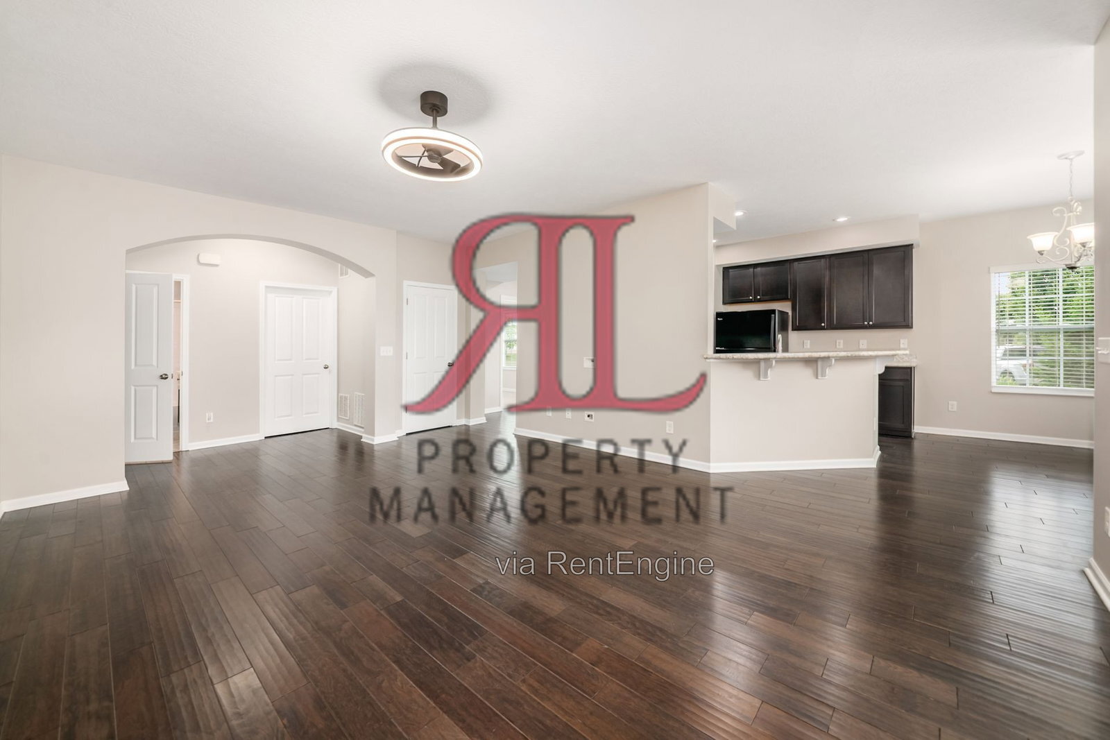 Building Photo - 5940 Whitewood Way