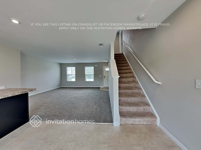 Building Photo - 2408 Solomon Ln