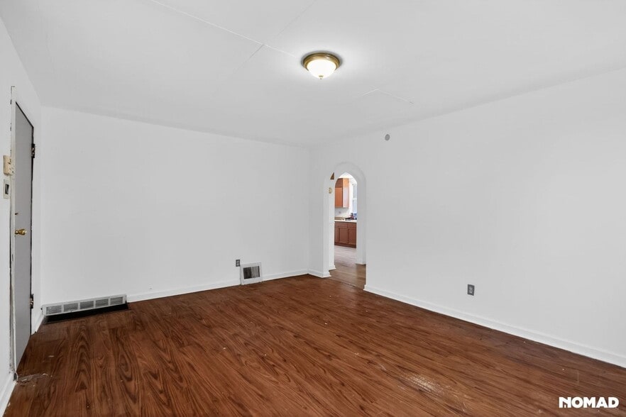 Building Photo - 226 Argent Ave