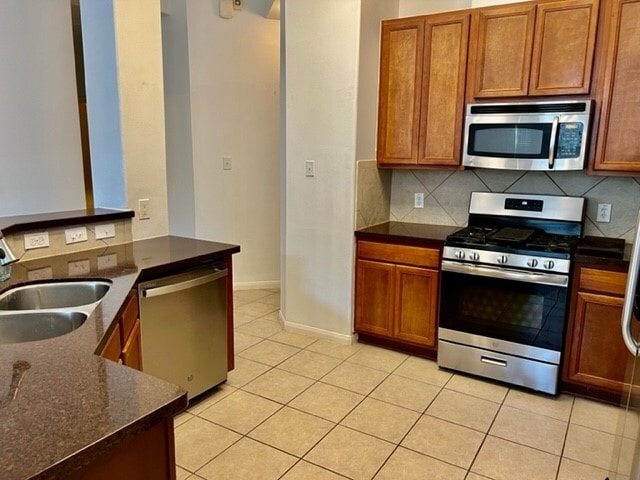Building Photo - 25114 Diamond Ranch Dr