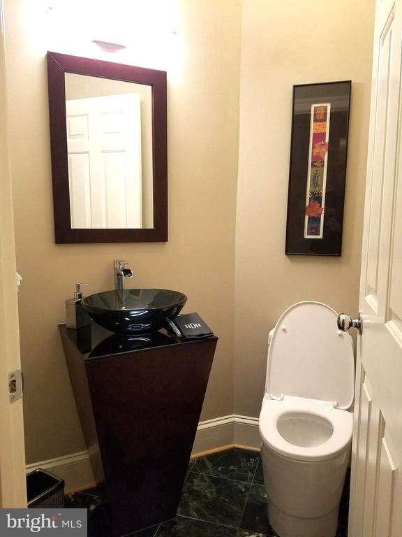 Building Photo - 2003 Mayfair McLean Ct