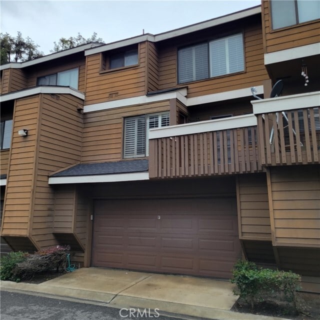 Building Photo - 8550 Lake Knoll Ave