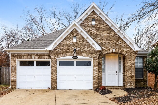 Building Photo - 4899 Longleaf Oak Cove