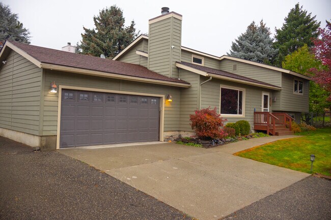 Primary Photo - 925 Manzanal St NE