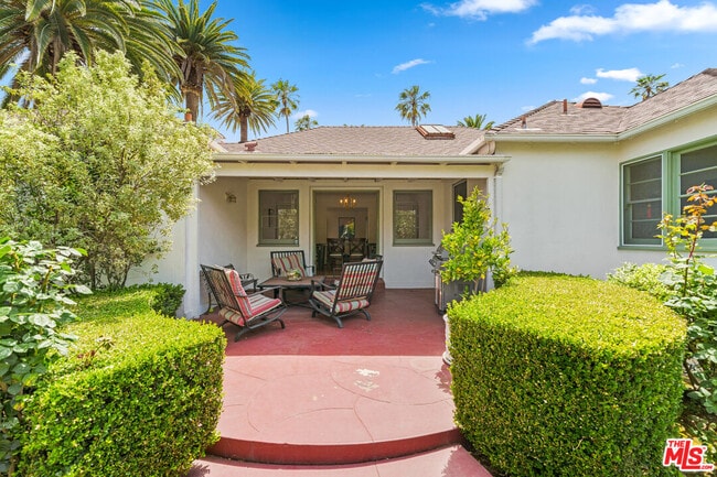 Building Photo - 475 21st St