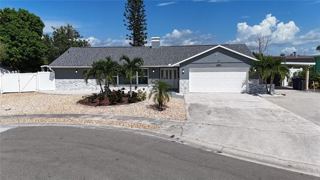 Building Photo - 6531 Santiago Ct