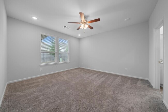 Building Photo - 12927 California Palm Ct
