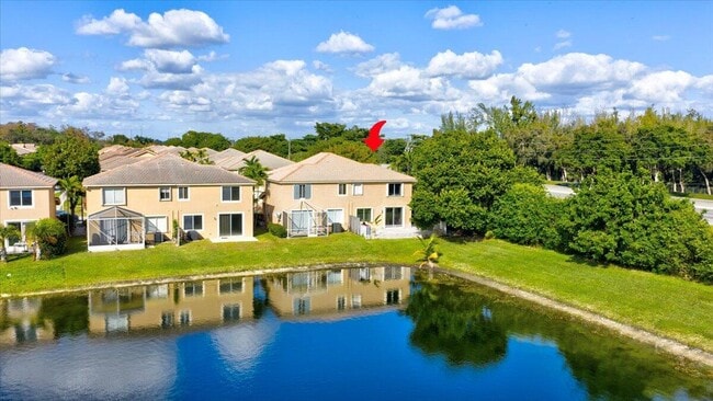 Building Photo - 3544 Lakewood Pl