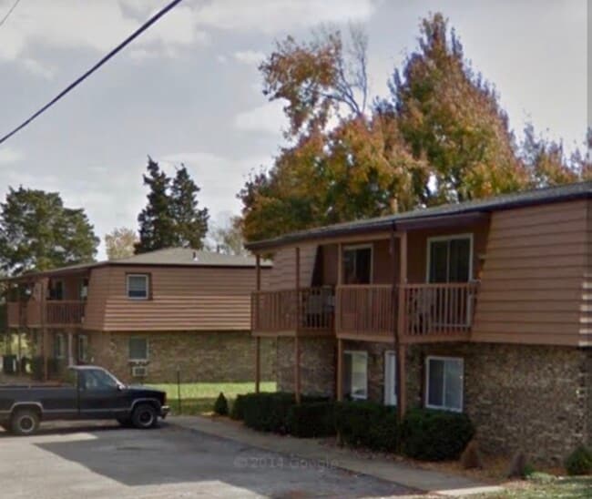 Building Photo - 1205 West Mack Ave