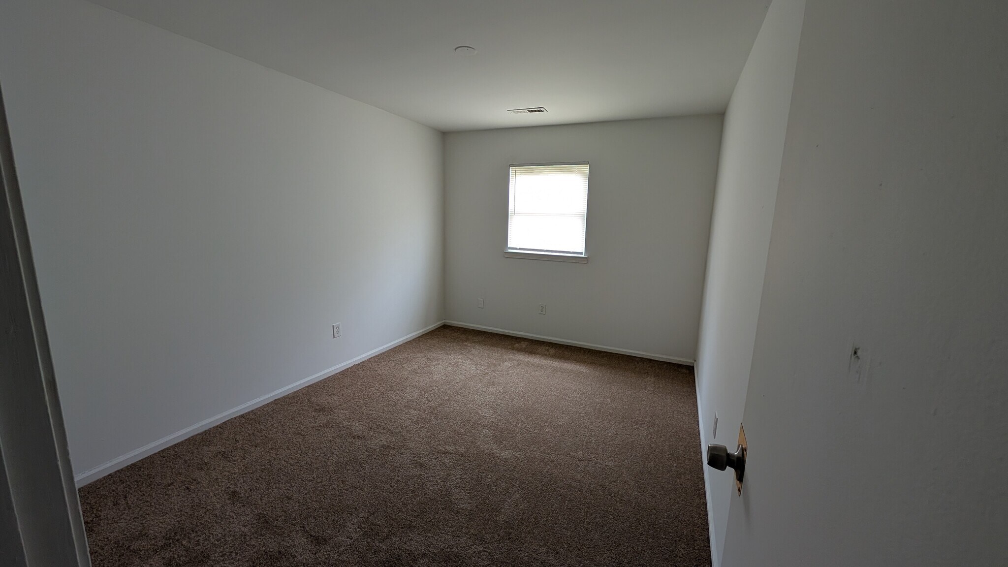 Building Photo - 3402 Stanwood St