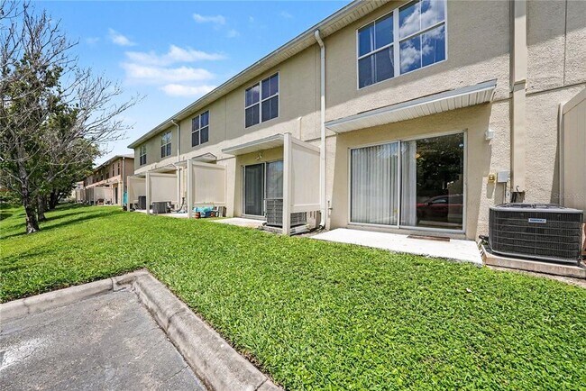 Building Photo - 8106 Silent Creek Dr