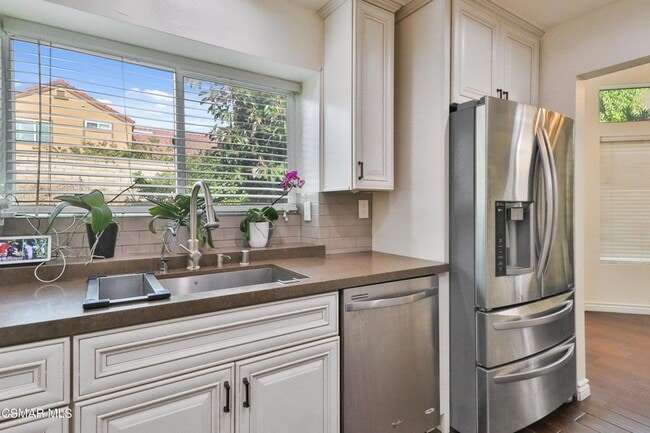 Building Photo - 2598 Winthrop Ct