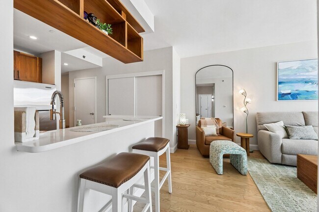 Building Photo - 20 Newport Pkwy