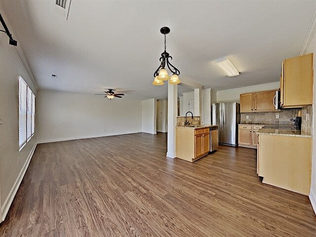 Building Photo - 8723 Chalkstone Road