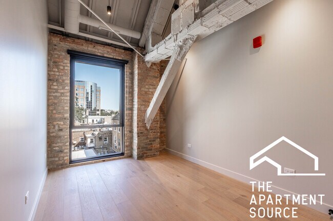 Building Photo - 1706 Sherman Ave