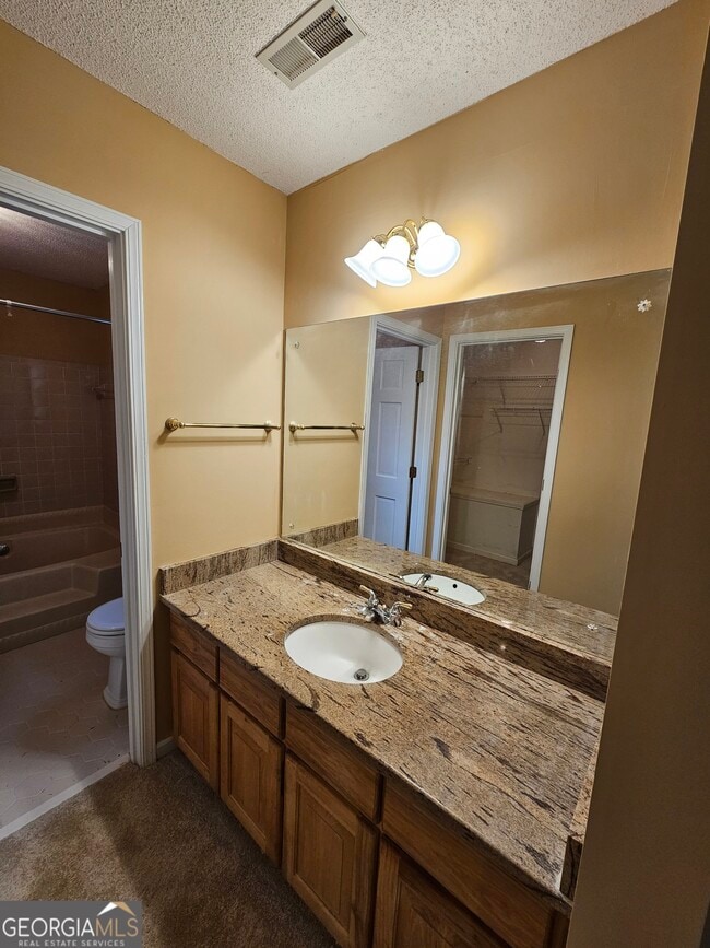 Building Photo - 108 Glendale Dr