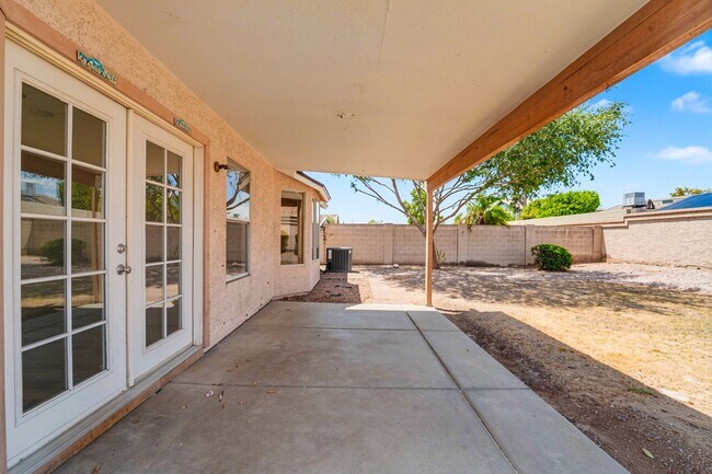 Building Photo - 7842 W Boca Raton Rd