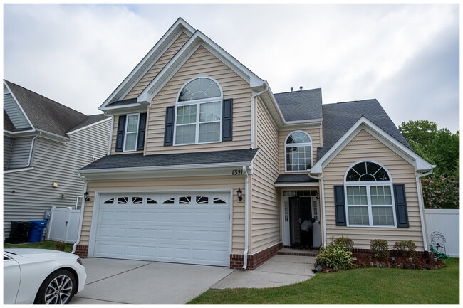 Primary Photo - 1321 Adair Dr