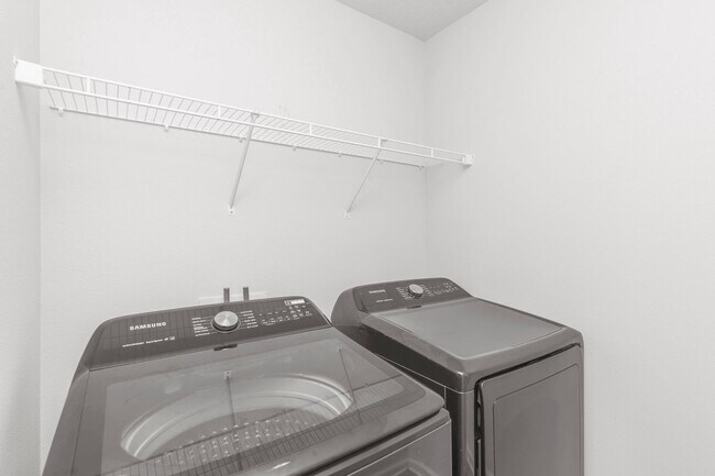 Building Photo - 4610 Reveille Wy